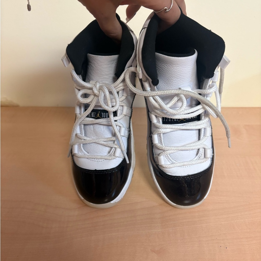 Kids Black and white Jordan's